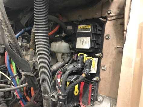 Can also be used as a universal bracket for mounting anything on any truck - Kenworth, Volvo, Freightliner, International, Mack all gizmo how to. . 2019 peterbilt 567 fuse box location